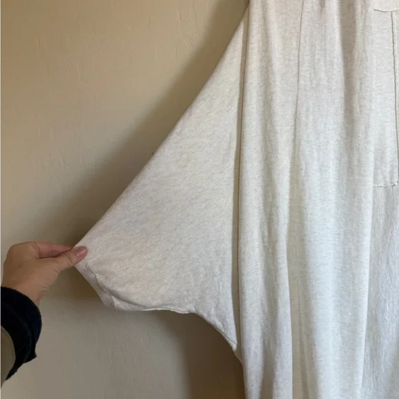 UGG Women's Soft Cream Lightweight Cardigan Poncho M/L Cozy Soft - Picture 5 of 9